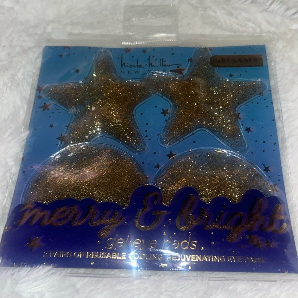 Nicole Miller Gold Reusable gel eye pads set!